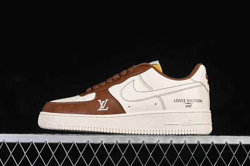 All categories Nk Air Force 1 Air Force series Nk Air Force 1 Low Air Force low top Nike Air Force 1'07 Low joint milk white coffee brown Air Force 1 low top casual sneakers IH1817-800